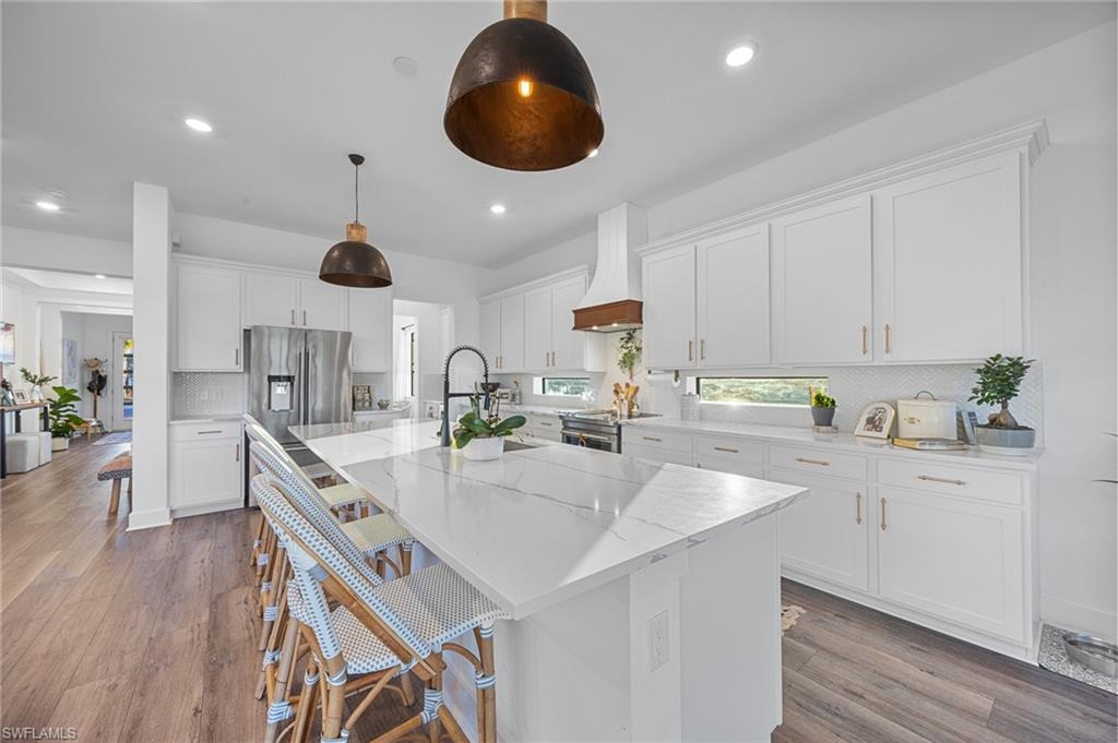 AVALON PARK - Residential