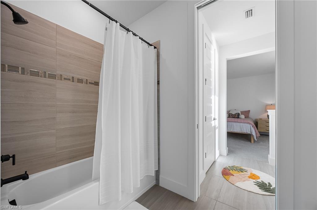 AVALON PARK - Residential