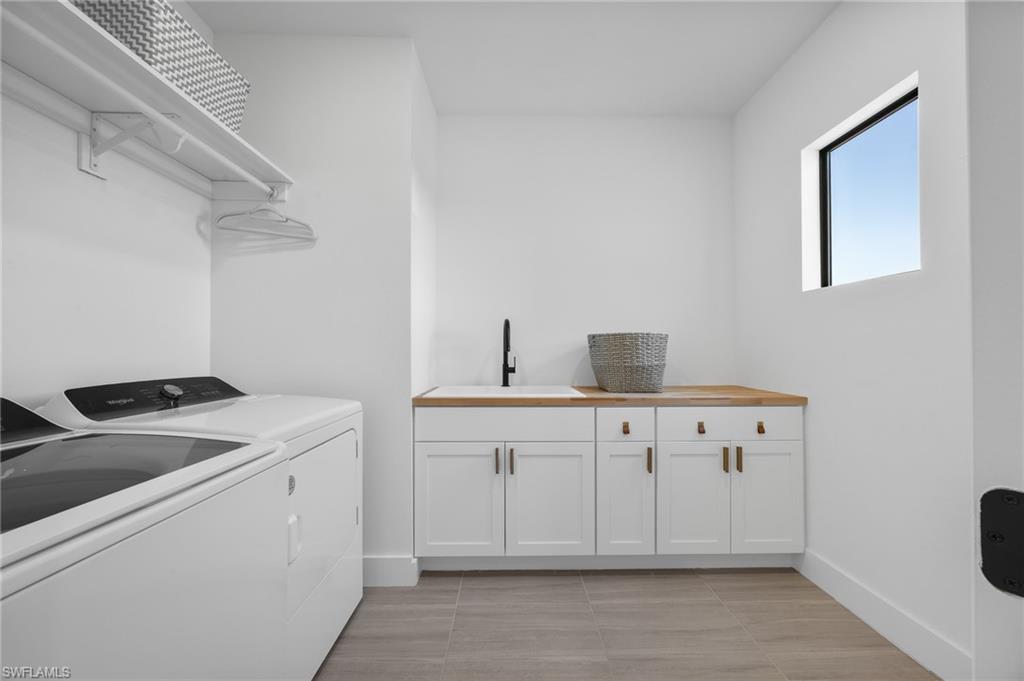 AVALON PARK - Residential