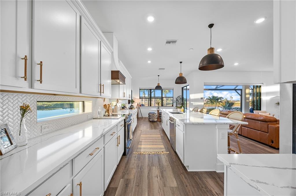 AVALON PARK - Residential