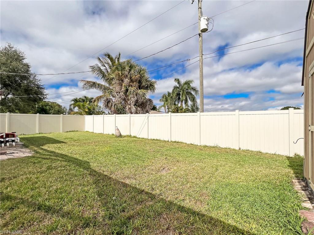 CAPE CORAL - Residential