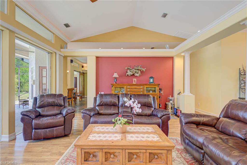 HENDRY CREEK - Residential