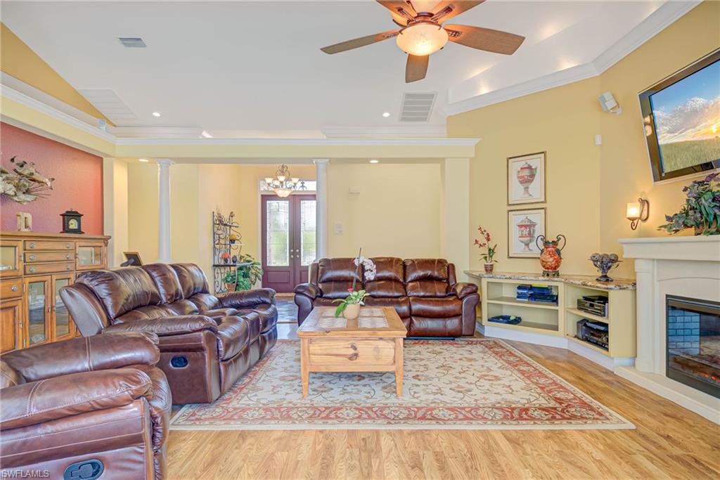 HENDRY CREEK - Residential