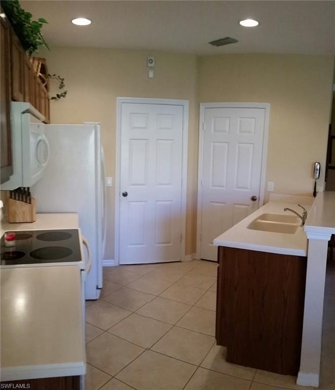 SAIL HARBOUR - Residential