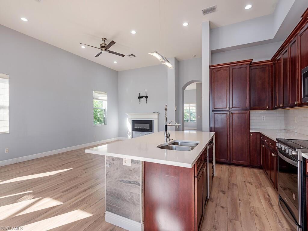 VALENCIA COUNTRY CLUB - Residential