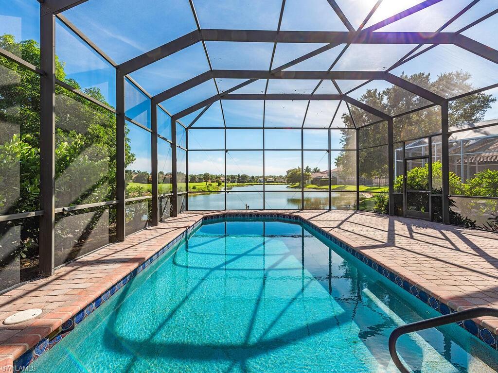 VALENCIA COUNTRY CLUB - Residential