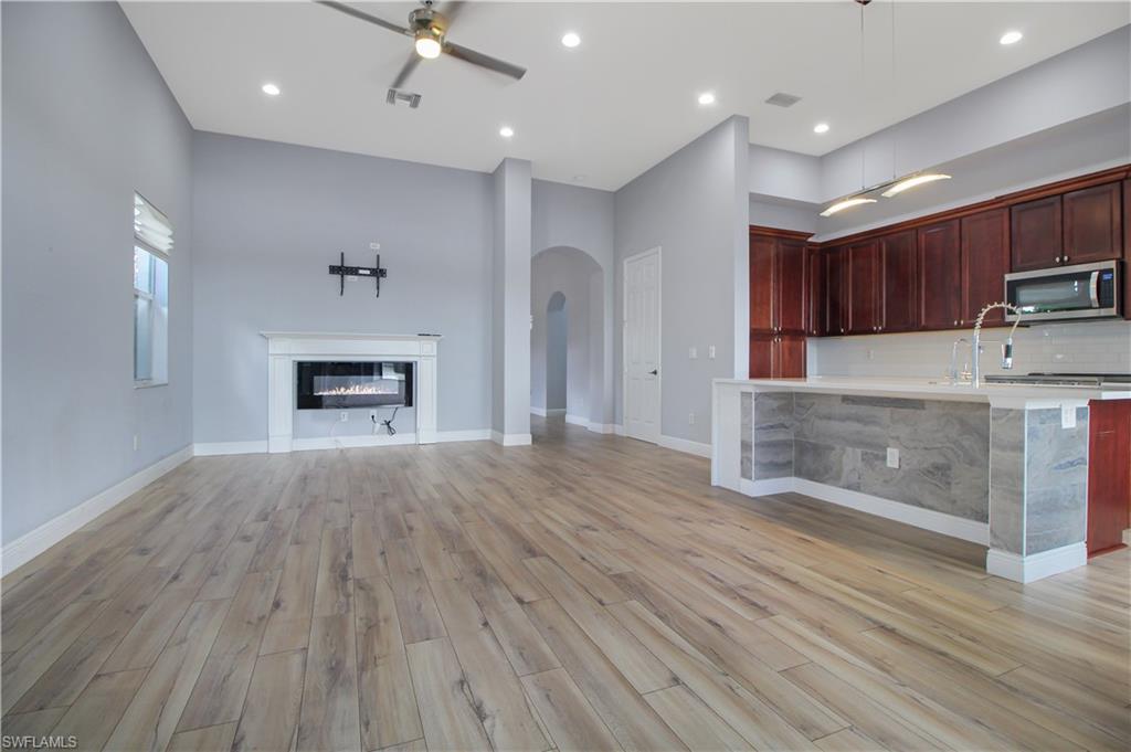 VALENCIA COUNTRY CLUB - Residential