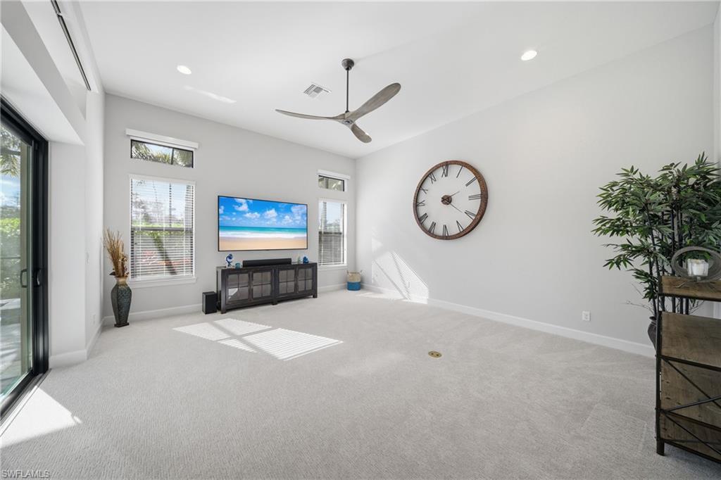 ESPLANADE - Residential