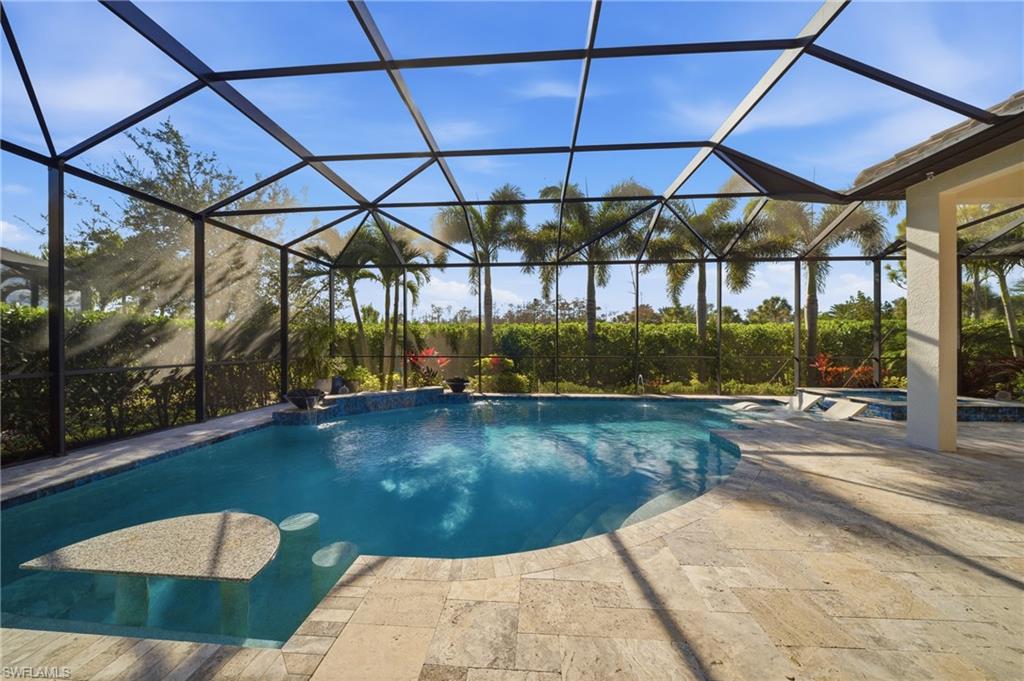 ESPLANADE - Residential