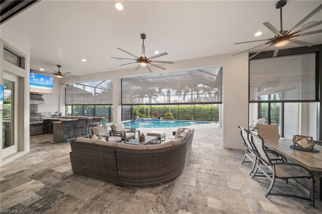 ESPLANADE - Residential