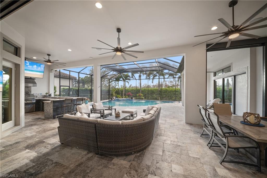 ESPLANADE - Residential