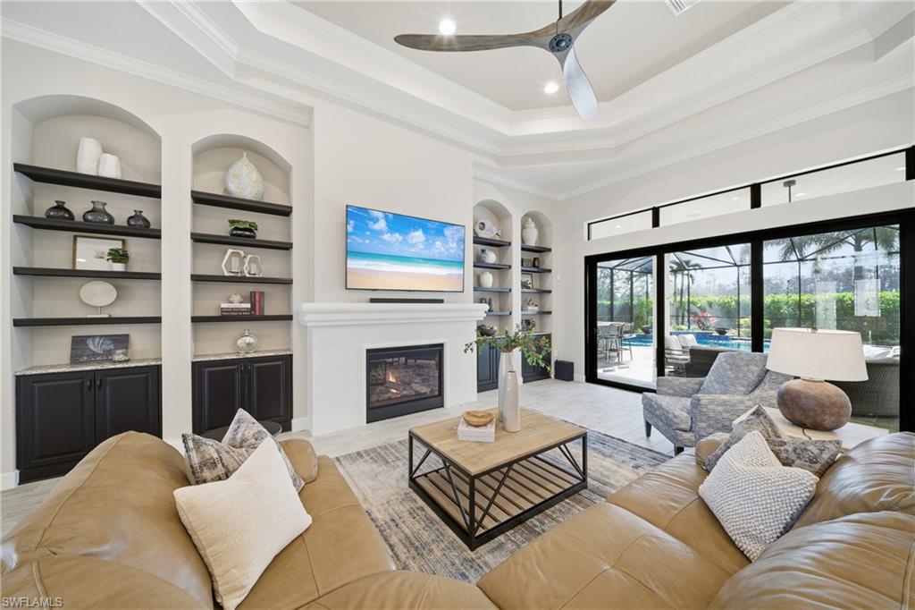 ESPLANADE - Residential