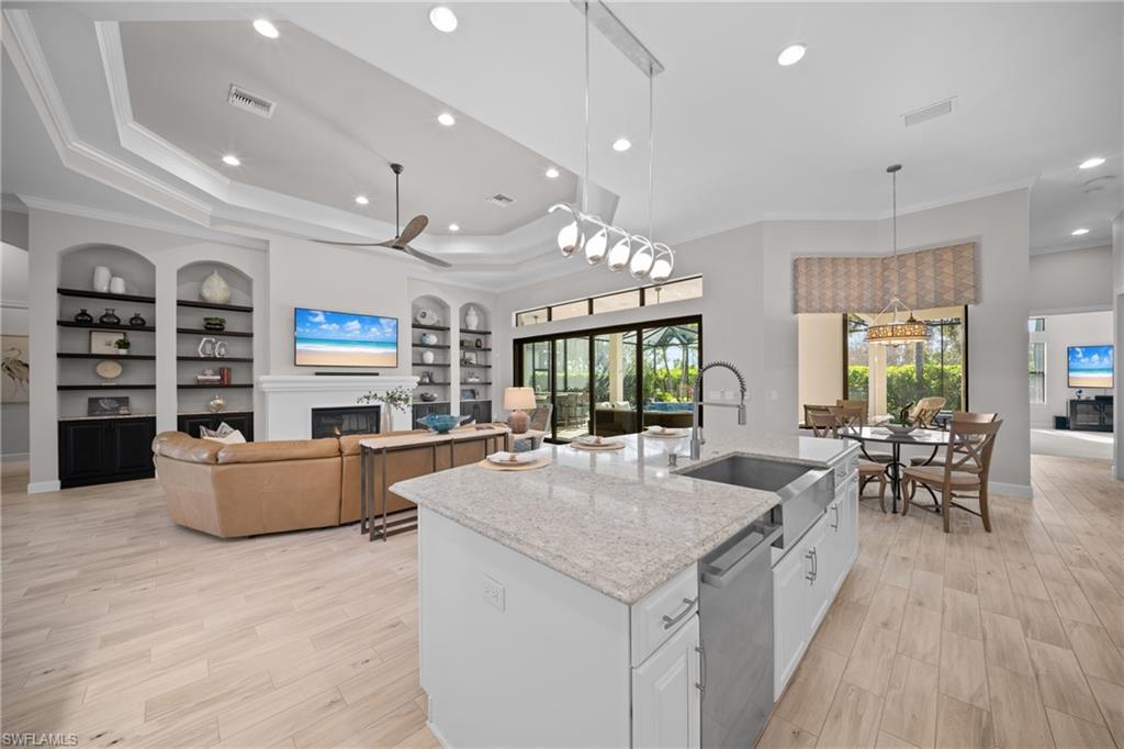 ESPLANADE - Residential