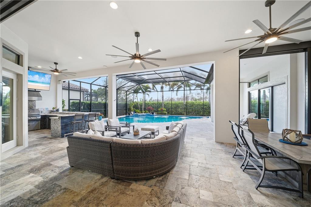 ESPLANADE - Residential