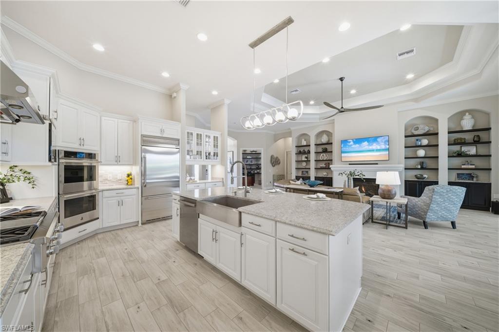 ESPLANADE - Residential