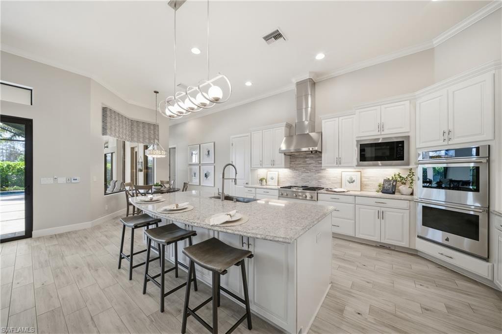 ESPLANADE - Residential