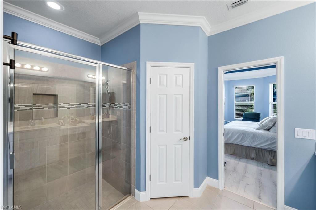 SANDOVAL - Residential