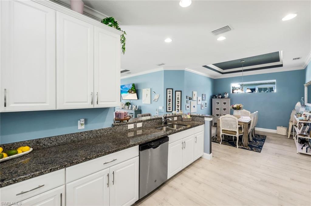 SANDOVAL - Residential