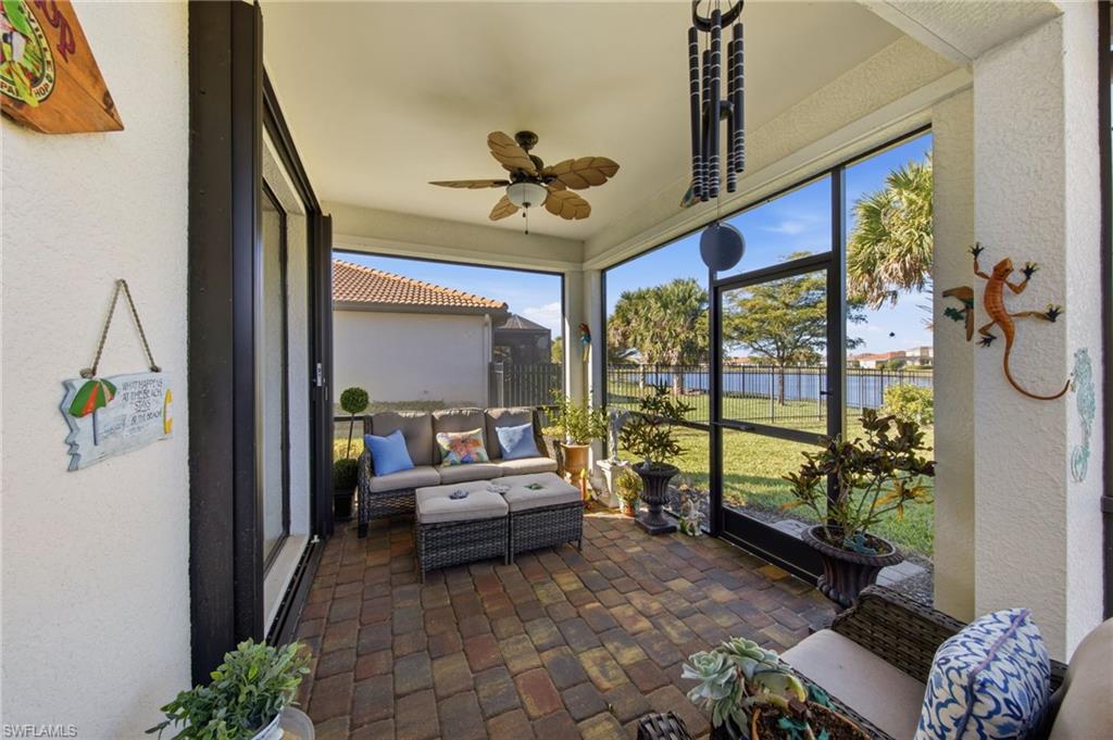 HAMPTON LAKES - Residential