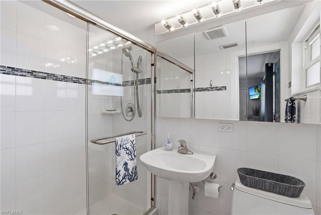 WATERSIDE WEST CONDO - Residential