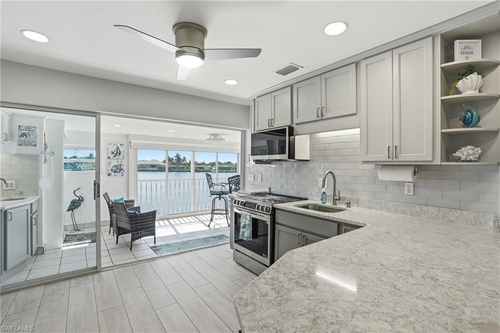 WATERSIDE WEST CONDO - Residential