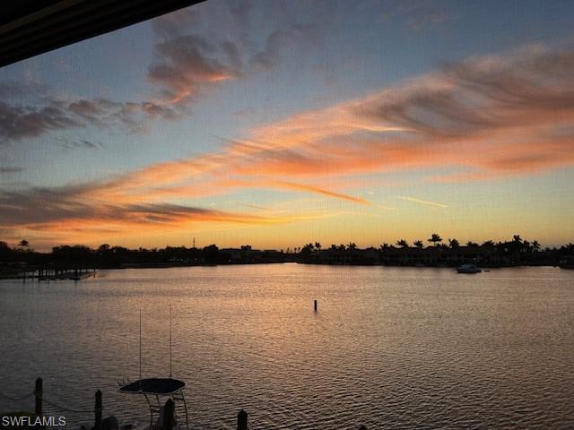 WATERSIDE WEST CONDO - Residential