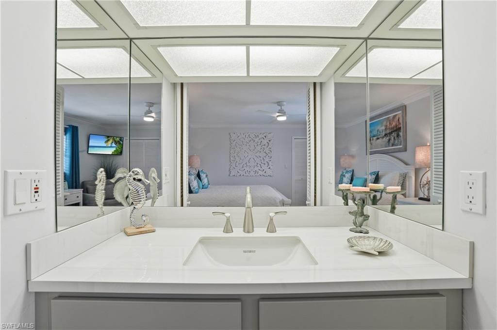 WATERSIDE WEST CONDO - Residential