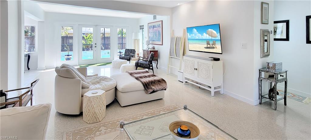 SEMINOLE ESTATES - Residential