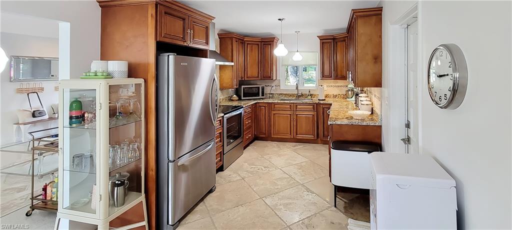 SEMINOLE ESTATES - Residential