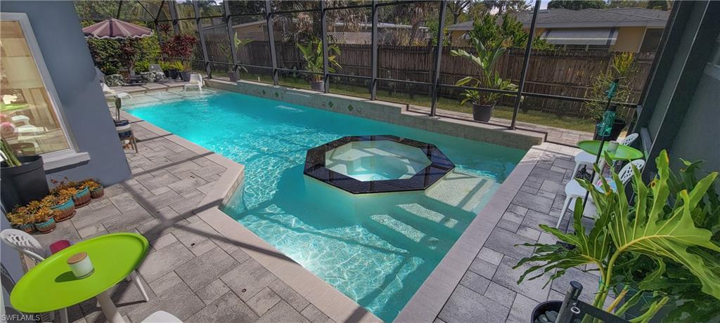 SEMINOLE ESTATES - Residential