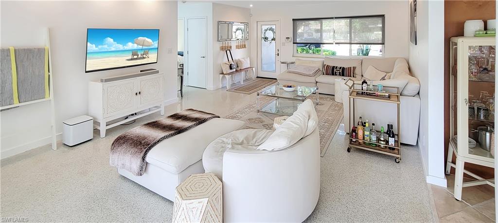 SEMINOLE ESTATES - Residential