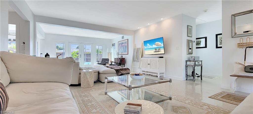 SEMINOLE ESTATES - Residential