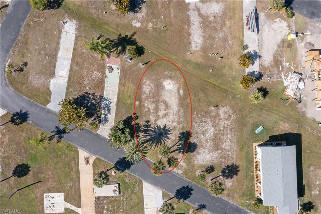 MCGREGOR MOBILE MANOR - Land