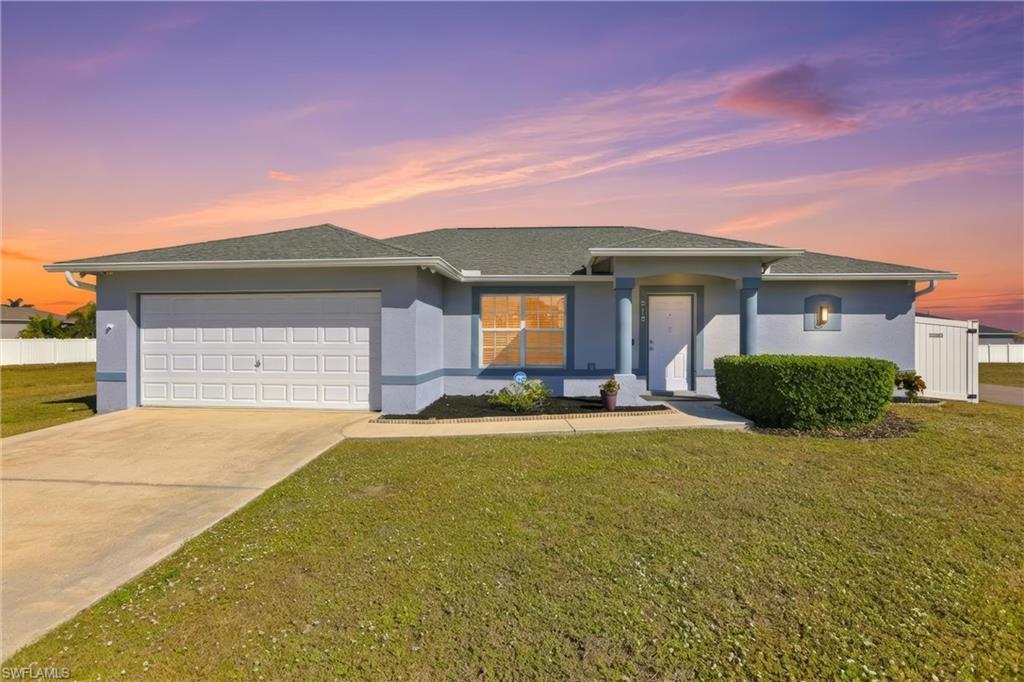 CAPE CORAL - Residential