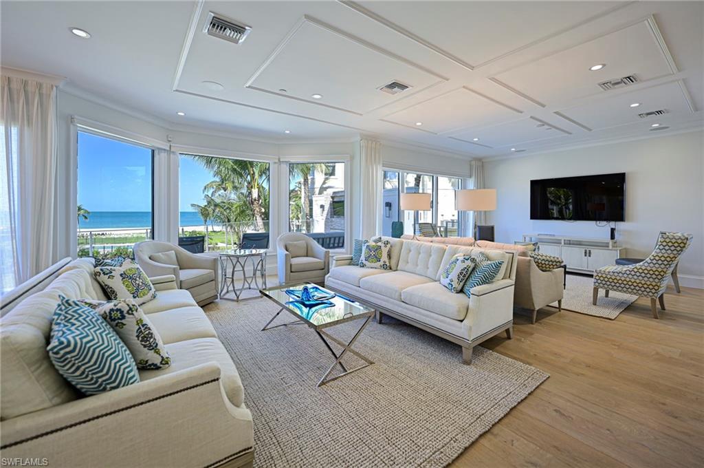 BAREFOOT BEACH - Residential