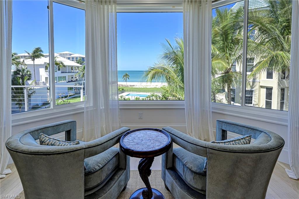 BAREFOOT BEACH - Residential