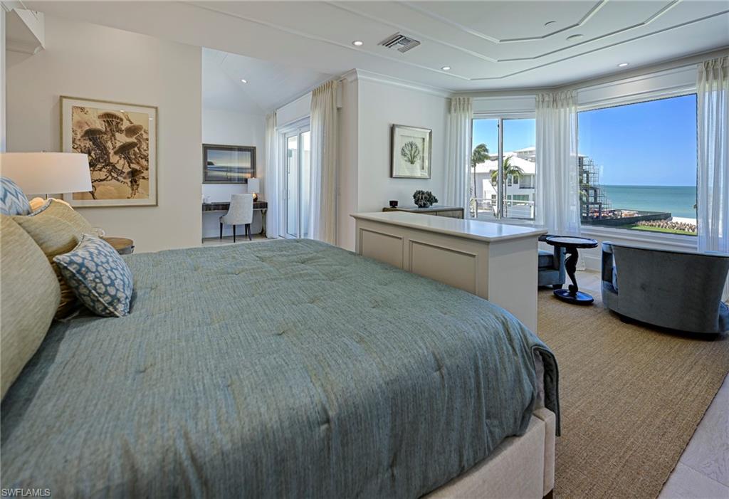 BAREFOOT BEACH - Residential