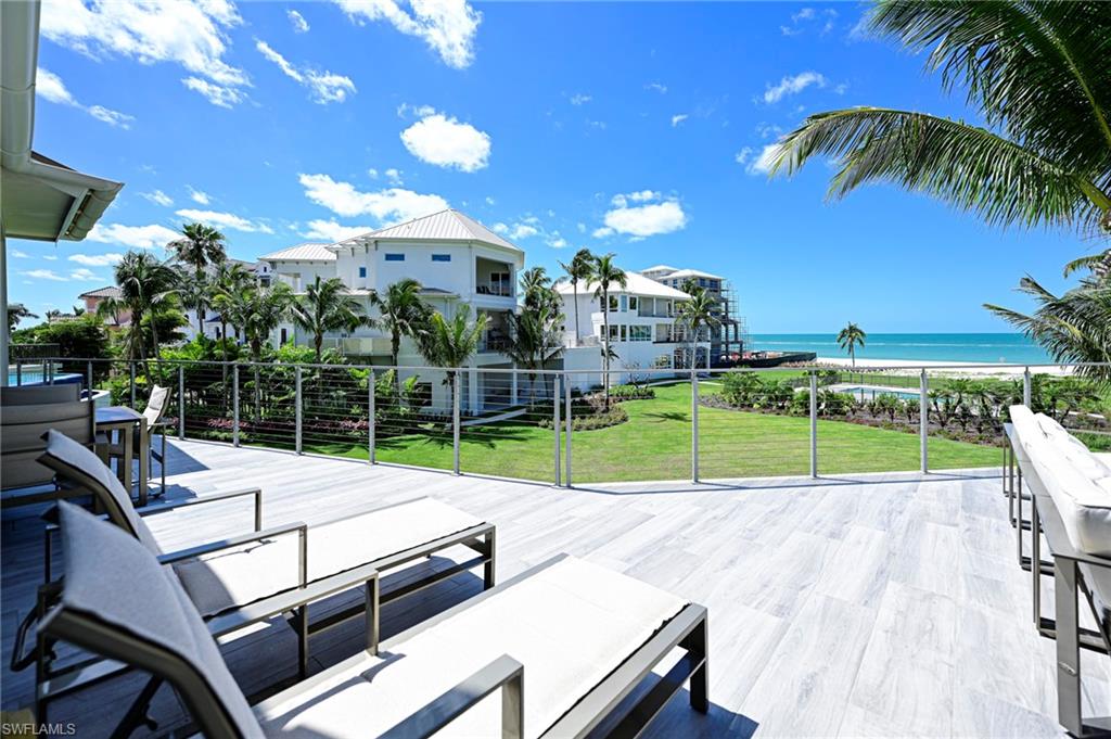 BAREFOOT BEACH - Residential