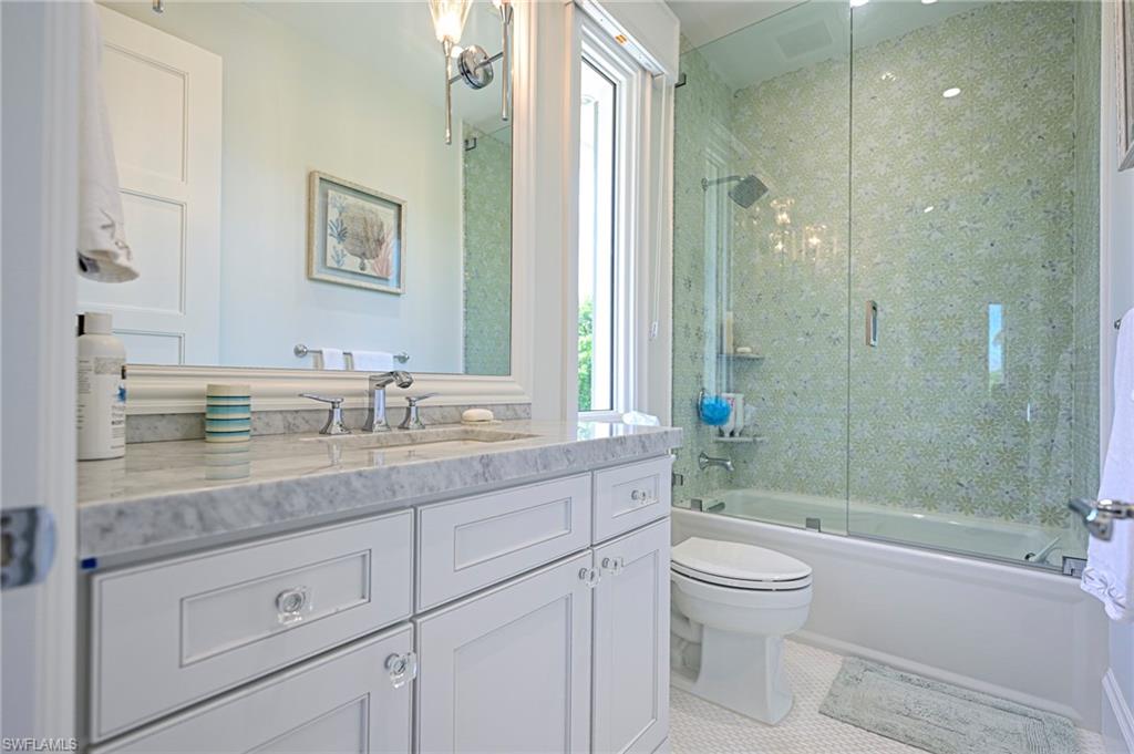 BAREFOOT BEACH - Residential