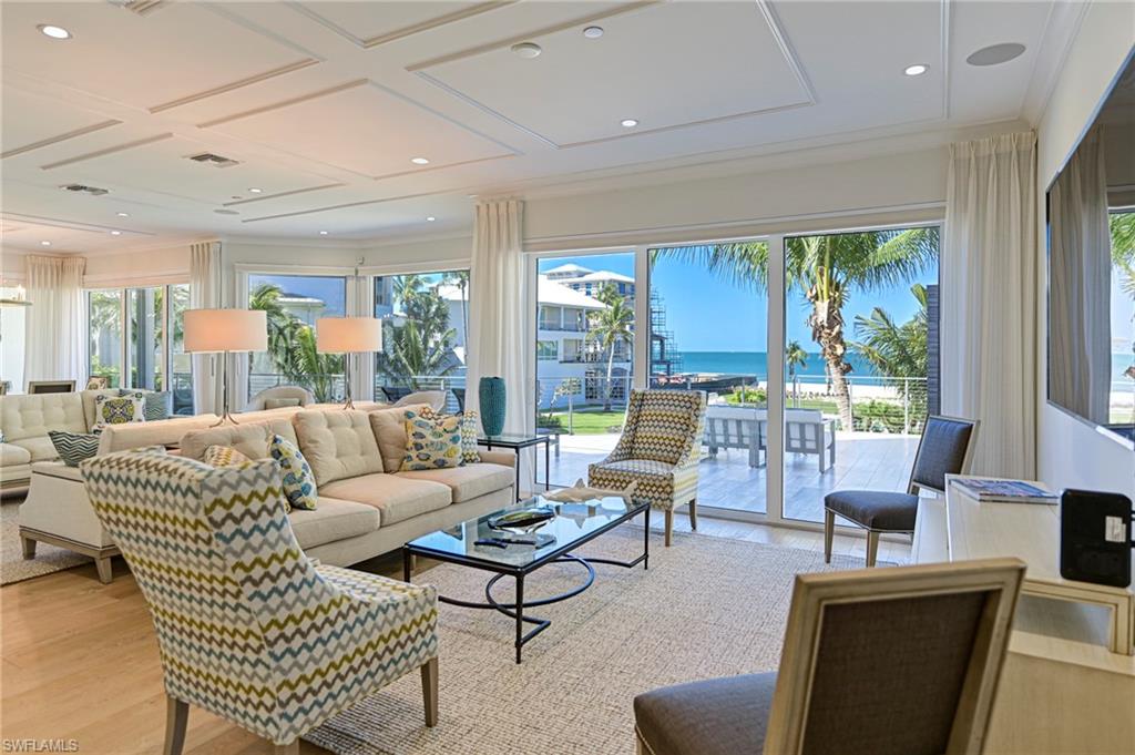 BAREFOOT BEACH - Residential