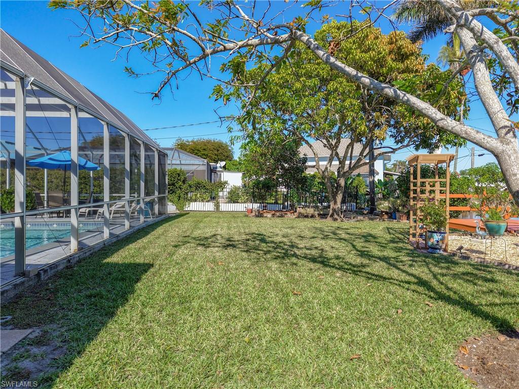 BONITA SHORES - Residential