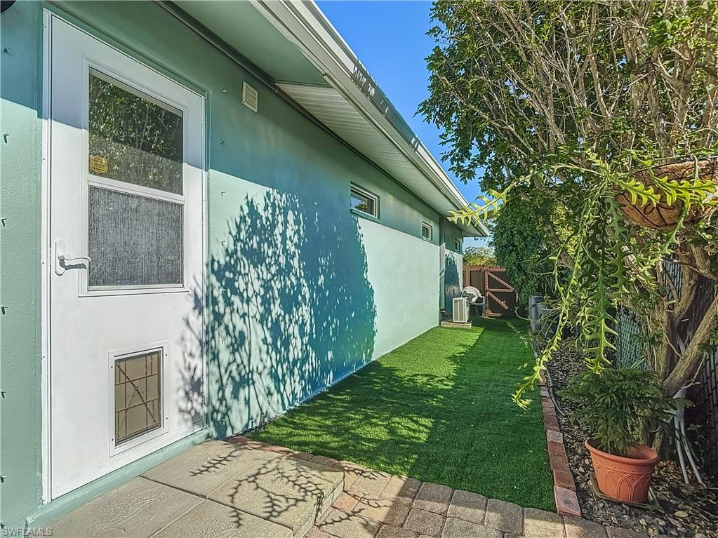 BONITA SHORES - Residential