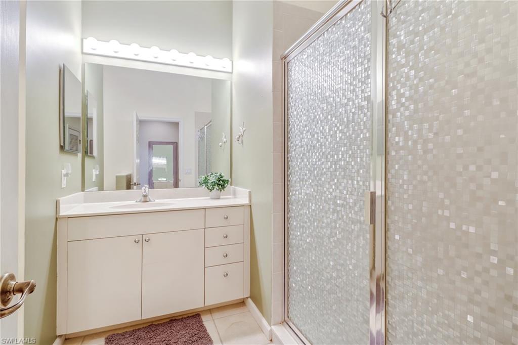 QUINCY SQUARE - Residential