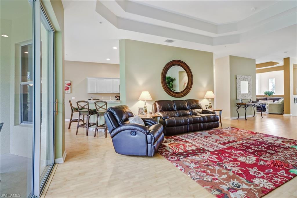 QUINCY SQUARE - Residential