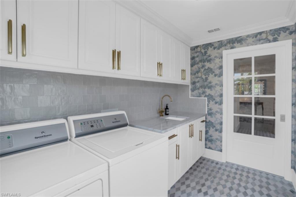 WILLOUGHBY ACRES - Residential