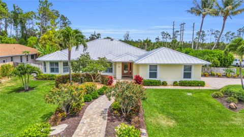 A home in NAPLES