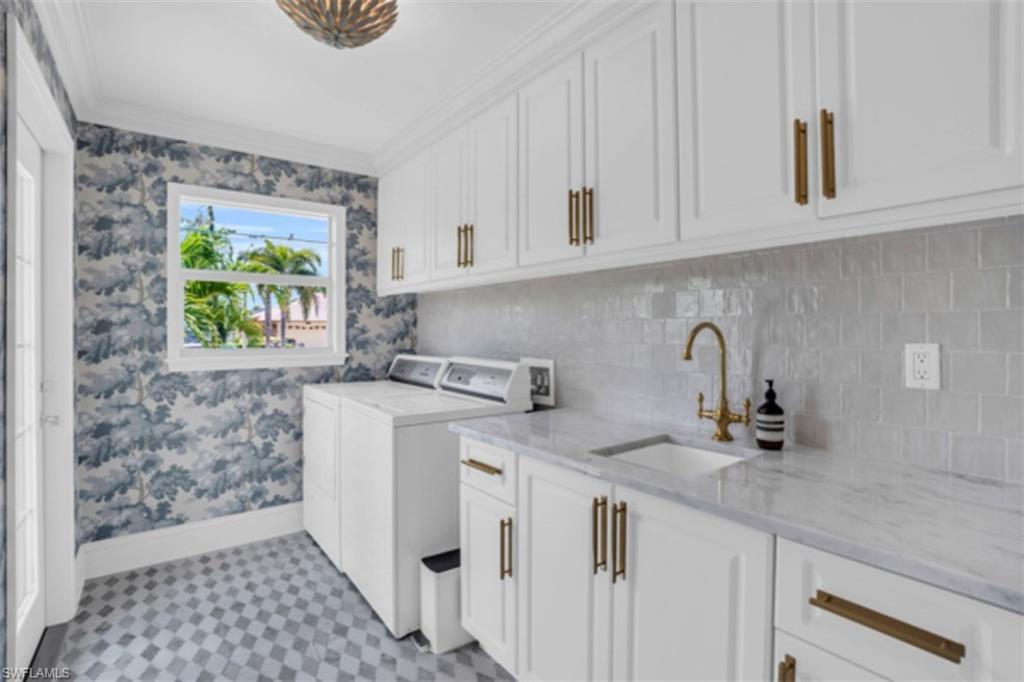 WILLOUGHBY ACRES - Residential