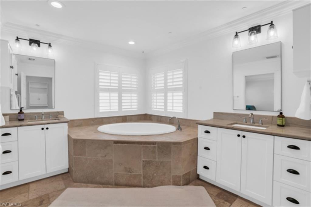 WILLOUGHBY ACRES - Residential