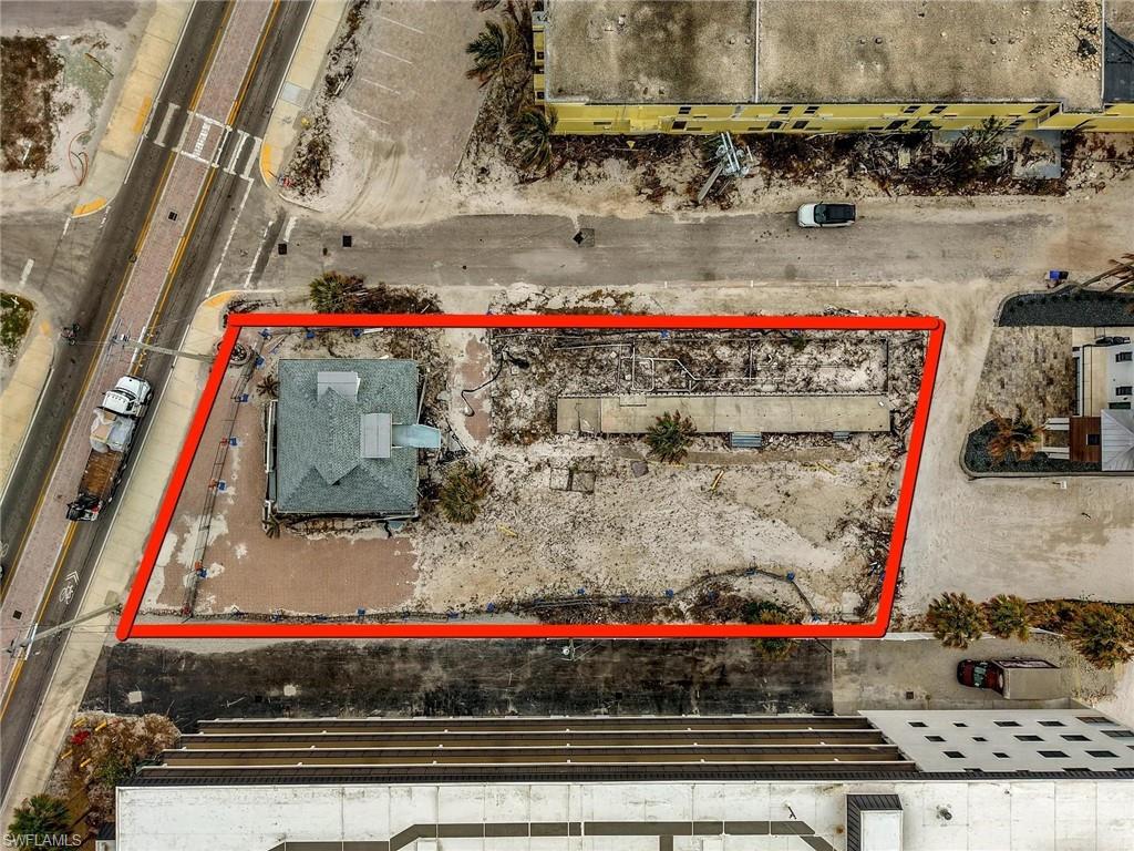 2096 ESTERO BLVD
