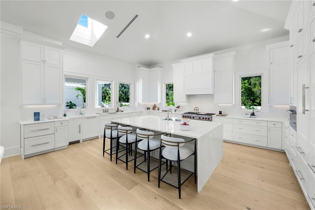 ACREAGE HEADER - Residential